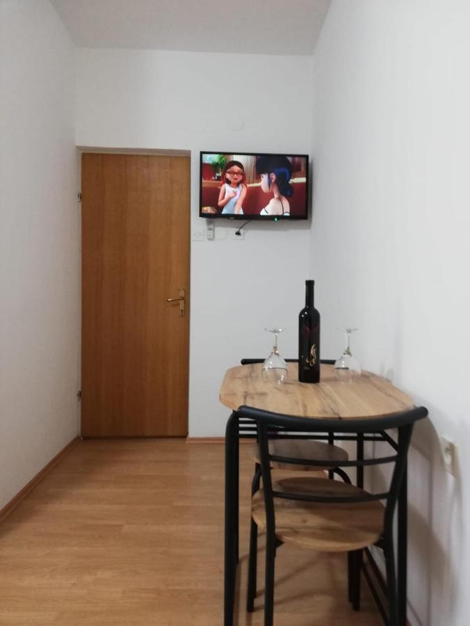 Studio Za 2 Osobe- Lijana Tučepi Dış mekan fotoğraf